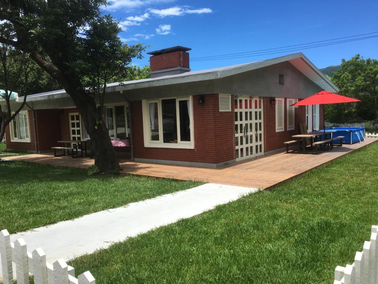 American Village Resort Тайпей Екстериор снимка